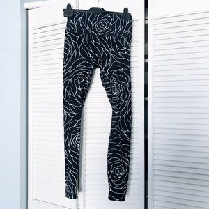 LULULEMON High Wasted Leggings